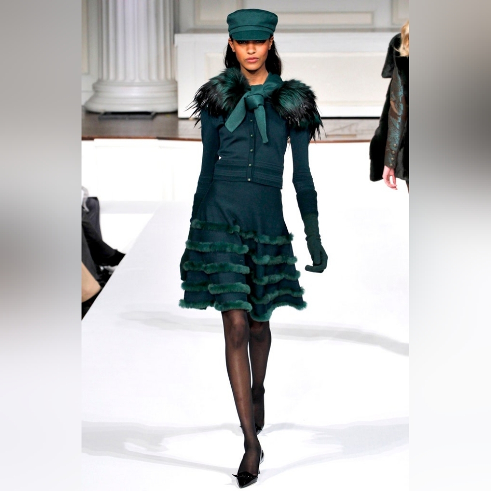 $2,309 OSCAR DE LA RENTA ICONIC GREEN KNIT RUNWAY CARDIGAN US S - Picture 3 of 11